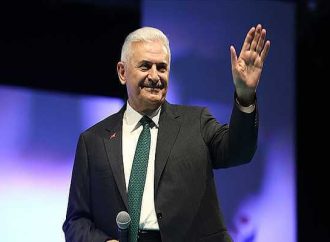 Binali Yıldırım'dan gecekondu sahiplerine müjde!