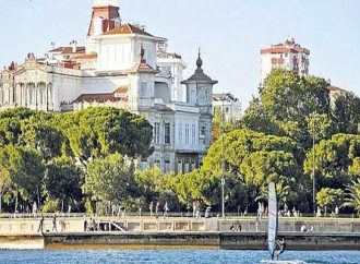 Tarihi İpar Köşkü dudak uçuklatan fiyatla satışa çıktı!