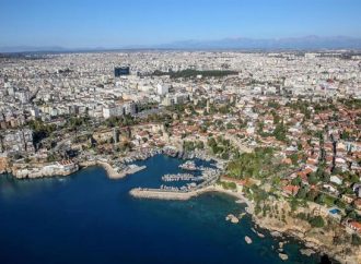 Yabancı yatırımcı en fazla konutu Antalya'dan alıyor!