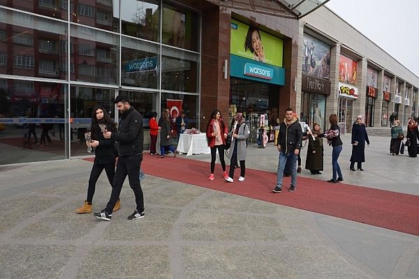 AVM'lerde test açılışı yapılacak!