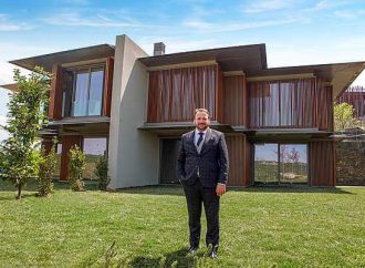 Düşler Vadisi projesinin örnek villaları görücüye çıktı!