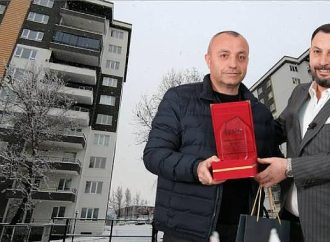 Arzum Sitesi Kentsel Dönüşüm Projesi'nde anahtar teslim heyecanı!