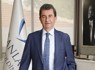 Davut Doğan yatırımcılaraTwitter yoluyla tek tek bilgi veriyor