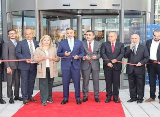 İsra Holding'in Başakşehir'deki Yatırımı V Metroway Avm Kapılarını Açtı!