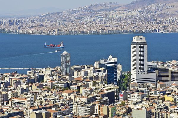 İzmir’de Konut Satışlarında Sert Düşüş