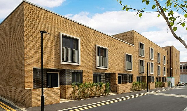 Londra'da Müstakil Ev Sahibi Olma Fırsatı!