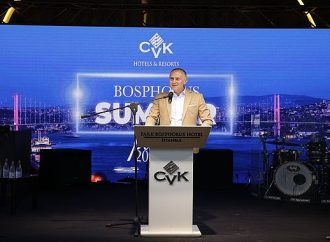 Yaz Coşkusu, CVK Park Bosphorus Terrace’da Başladı!