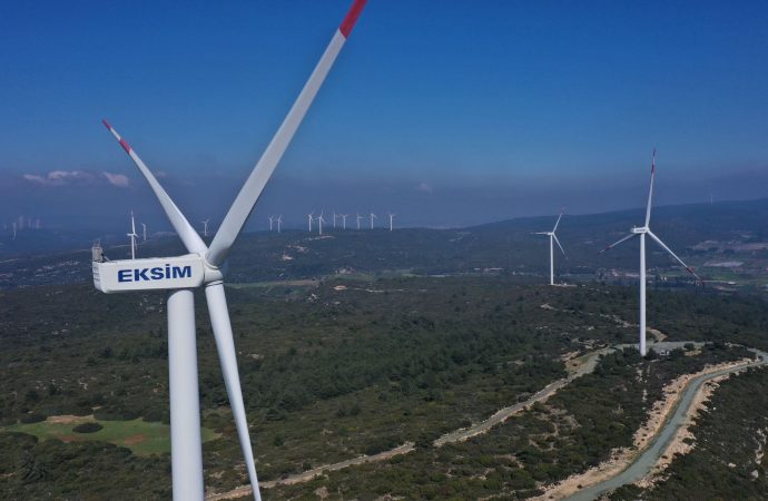 Hibrit Santral Yatırımlarını Hızlandırıyor, Mevcut Şebeke Altyapısıyla Daha Fazla Temiz Enerji Üretiyor