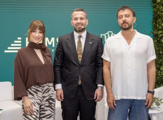 RAMS Türkiye’nin Yeni Marka Yüzleri Hazal Kaya ve Ali Atay Oldu