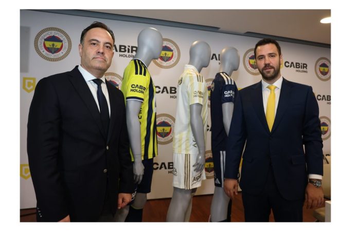 Cabir Holding, Fenerbahçe Futbol A Takımı’nın ‘Forma Sağ Kol Sponsoru’ Oldu!