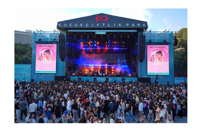 Gençliğin Ritmi, 5. Watsons Gençlik Festivali’nde Yükseldi!